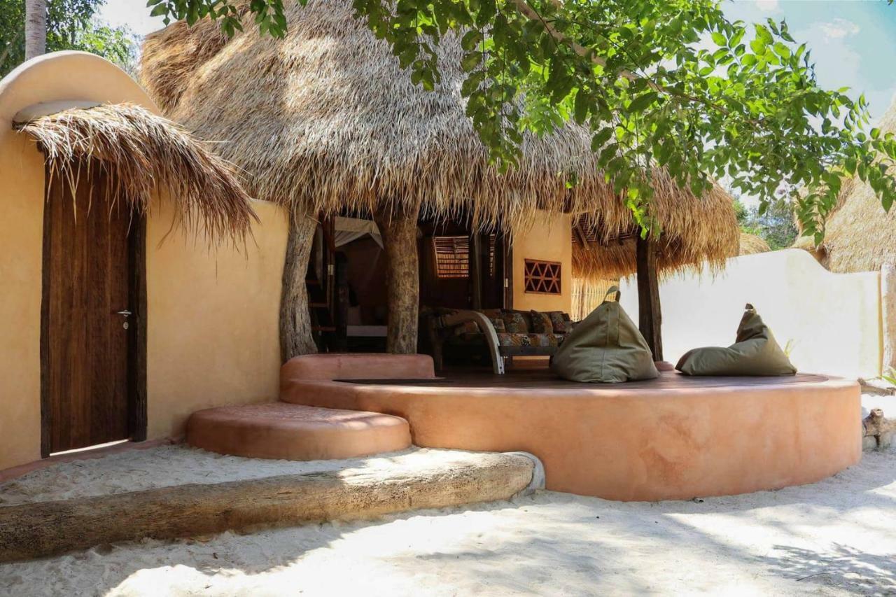 Gili Asahan Eco Lodge & Restaurant Exterior photo